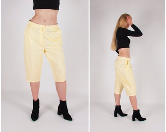 Vintage Capri Pants Women Large High Waist 34 Pale Yellow Cropped Pants Women's Size L Yellow Over Knee Shorts 80s Pastel Summer Trousers 34