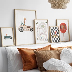 Vintage Rennauto Wand Kunst Set von 5, Jungen Zimmer Drucke, Tier Racer Kinderzimmer Drucke, Retro Auto Poster, Kinder Kinderzimmer Dekor druckbar