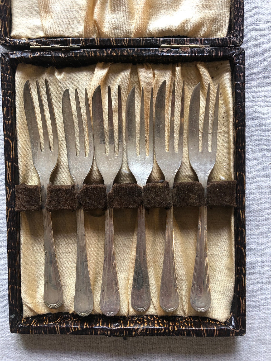 Vintage Cake Dessert Forks Silver Plated 6 in Original Box Etsy