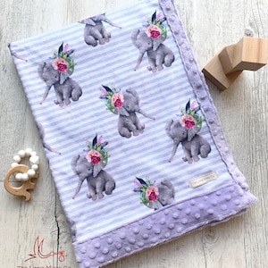 Exklusive Minky Kinderwagendecke - Elefant, boho, flieder, lila
