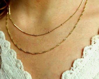 collares chapados en oro