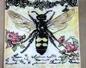 Keramikfliese mit Bienenbild