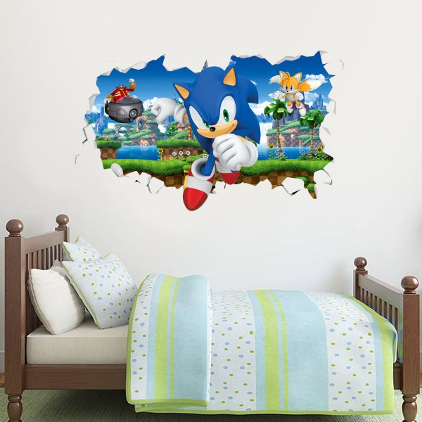 Sonic The Hedgehog Muursticker - Doctor Eggman Chasing Sonic en Tails Smashed Wall