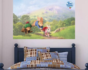 Autocollant mural officiel Peter Rabbit, Benjamin Bunny et Lily Bobtail Racing à travers la campagne PRTV20
