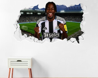 Newcastle United Football Club - Elanga 25/26 Broken Wall Sticker
