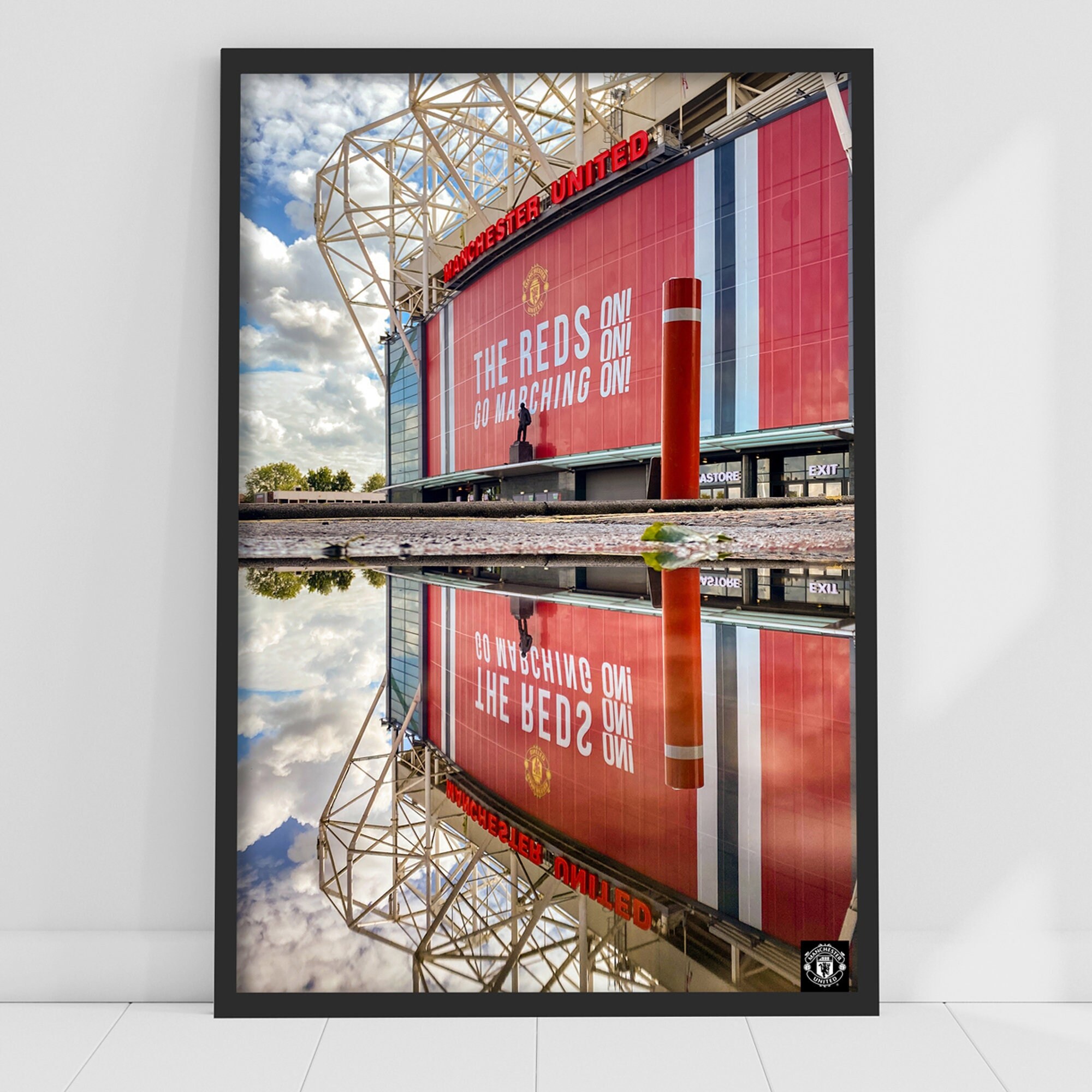 Official Manchester United Print - Marching On Forecourt Design