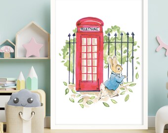 Impresión oficial de Peter Rabbit - Impresión de arte de pared de cabina telefónica