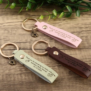 Set of 10 50 Key Chain Baby Shower Favors for Guests, Personalized Leather Keychain, Bridal Shower Gifts, Bulk Party Favors, Giveaway Gifts