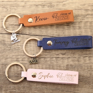 Set of 50 Custom Class of 2024 Graduation Gifts, Personalized Leather Keychain, Bulk Party Favors, Wedding Favors for Guests, Giveaway Gifts