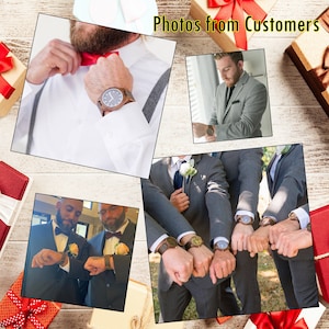 Op de afbeelding: Een groep mensen in pakken met houten pols horloges. De afbeelding bevat de tekst "Photos from Customers".