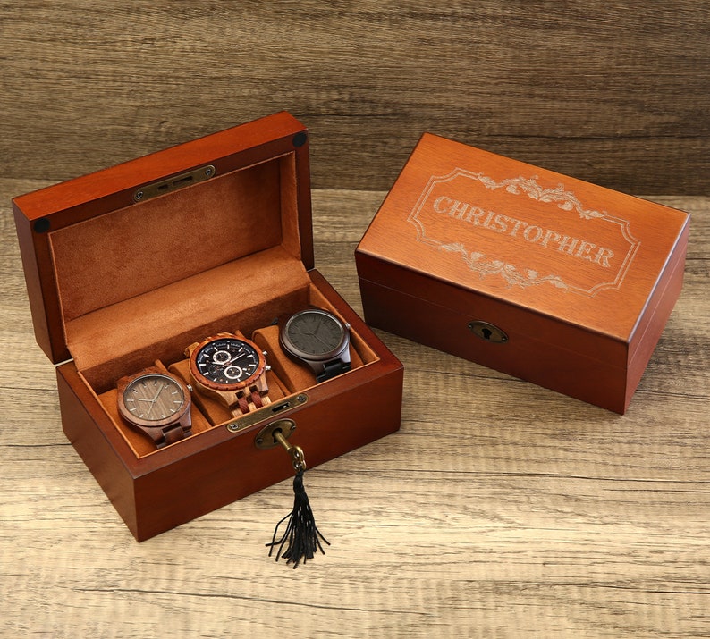 Gepersonaliseerde horlogedoos met slot en sleutel, cadeau voor papa, gegraveerde houten horlogekast, horlogedoos voor mannen, herencadeau, jubileumcadeau 3