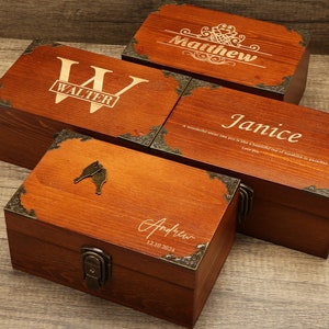 Personalisierte hölzerne Geschenkbox mit Schloss und Schlüssel, gravierte Holz Schmuckschatulle, benutzerdefinierte Brautjungfer Box, Freundin Geschenk, Erinnerungsbox