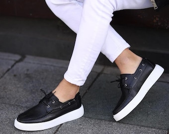 Women's koifish boat shoe cheap black