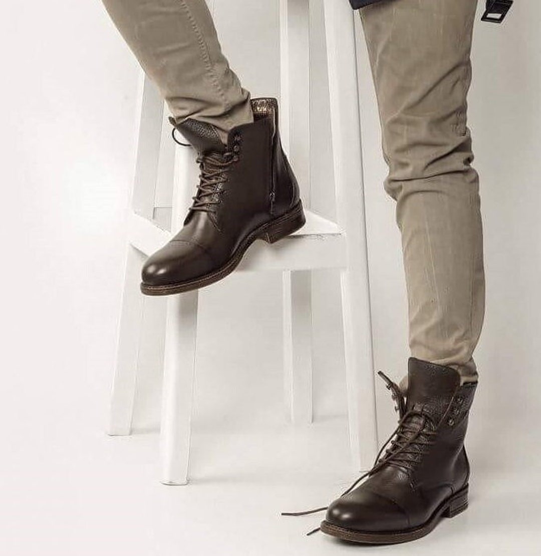 Louis Vuitton - Authenticated Boots - Leather Black Plain for Men, Very Good Condition