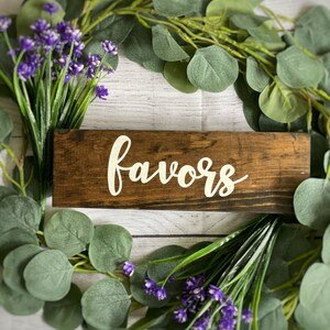 Wedding Favors Sign | Favors Sign | Wedding Signs | Wood Wedding Signs | Rustic Wedding Signs