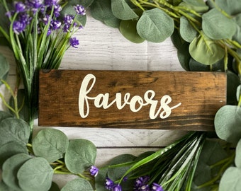 Rustic Wood Wedding Favors Sign