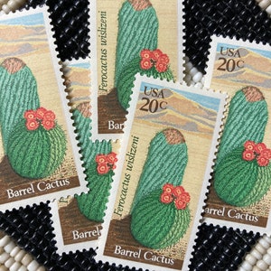 US 5311 Holiday Poinsettia global forever block (4 stamps) MNH 2018