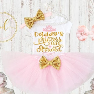 Newborn girl outfit, daddy&#39;s girl, new baby gift, baby shower gift, tutu set, baby girl clothes, newborn girl outfit, daddy&#39;s girl onesie