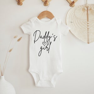 Daddy&#39;s girl baby girl onesie baby girl clothes baby shower gift new baby coming home outfit baby girl bodysuit daddy baby girl shirt