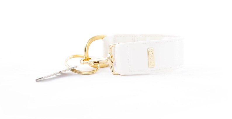Signature KEYPER Pure White