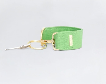 Classic Canvas KEYPER Key Ring Wristlet Green - High quality key chain, Personalized wristlet gift for her, Smart key holder