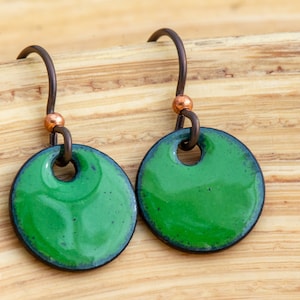 Handmade Earrings, Christmas Green, Tiny Green Enameled Copper Earrings, Retro Earrings, Enamel Earrings, Hunter Green Earrings, Kelly Green