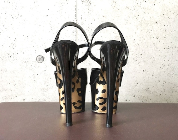 leopard design shoes