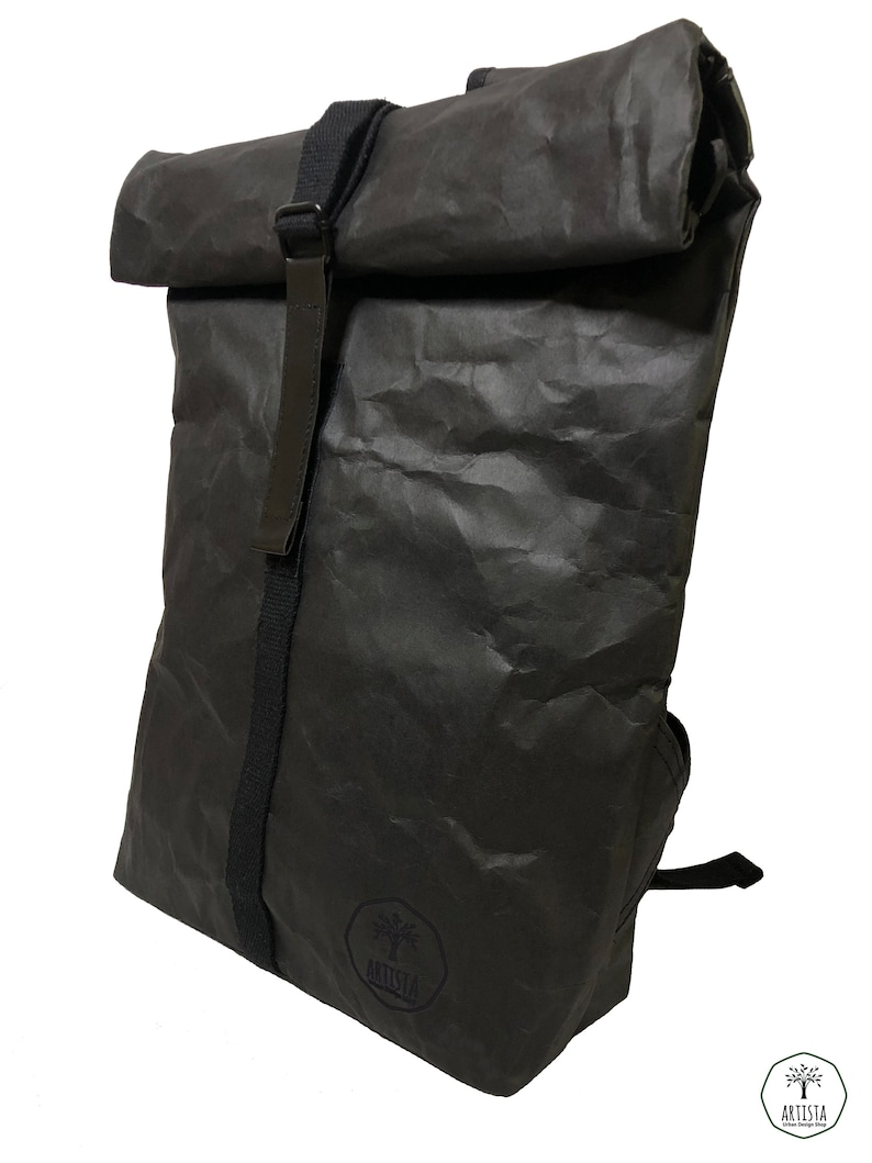 Sven - The eco-friendly paper backpack from Berlin: sustainable material, stylish & robust, perfect for your urban lifestyle image 4