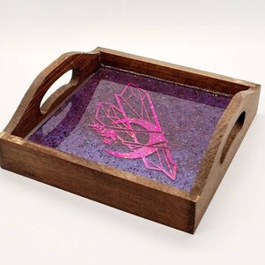 Handmade Resin Poured Trinket Tray (crystals)