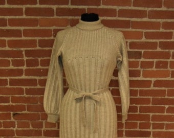 Vintage 1970s/70s Beige Sweater Dress with Belt Size S