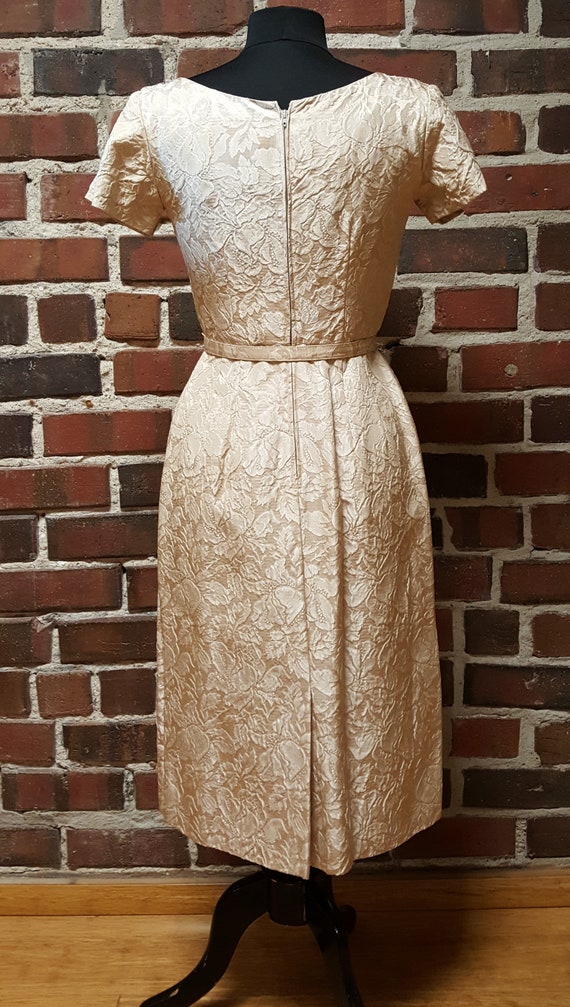 1950s/50s Champagne Brocade Cocktail Dress Size S - image 3