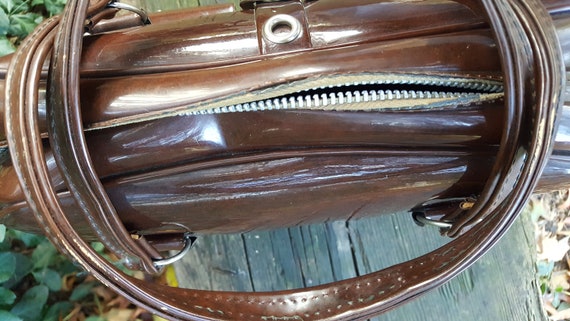 Vintage Brown Patent Leather Handbag/Purse - image 4