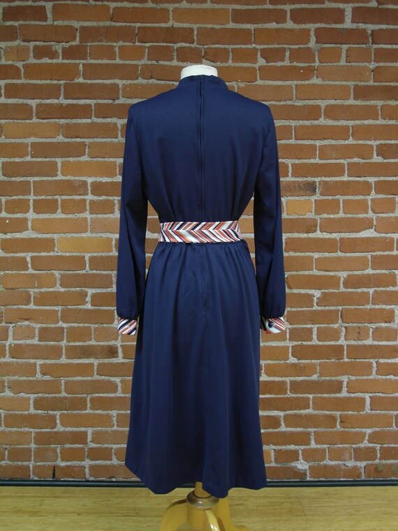 Vintage 1970s Navy Blue Dress with Chevron Stripe… - image 3