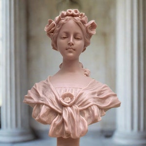 Annabel Bust In Pink Marble