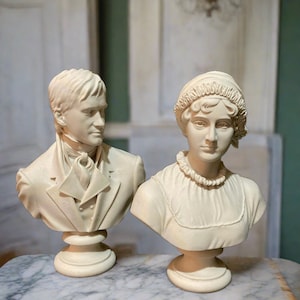 Buste en marbre de M. Darcy du film Orgueil et Préjugés image 3