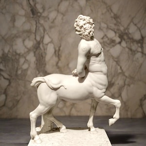 Zentaur Statue 10% SALE