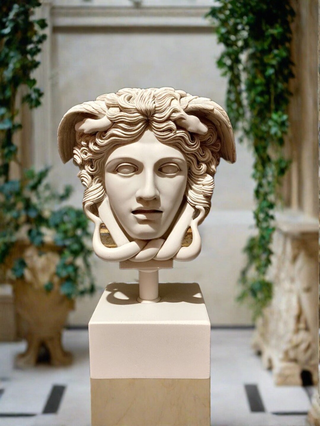 Medusa　メドゥーサ　Statue il_1080xN.5990549849_rcm2.jpg