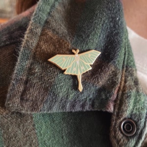 Luna Moth Enamel Pin enamel pin, luna moth pin, cute pins, lapel pin, Christmas pin, small gifts, gifts under 15 zdjęcie 4