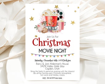 Peut inclure: Une invitation à une soirée cinéma de Noël avec un seau de popcorn rouge, une bobine de film et une guirlande lumineuse. L'invitation comprend la date, l'heure et le lieu de l'événement. Rejoignez-nous pour une soirée cinéma de Noël Samedi / 17 décembre 17 h 00. pm Chez Barry & Joni Alderman 3429 Valley Walk Way Ogden, Utah Amenez votre famille et passez une soirée avec les classiques ! Nous aurons une ambiance de Noël chaleureuse, du chocolat chaud et des en-cas de fête rsvp : Joni au (321) XXX-XXXX