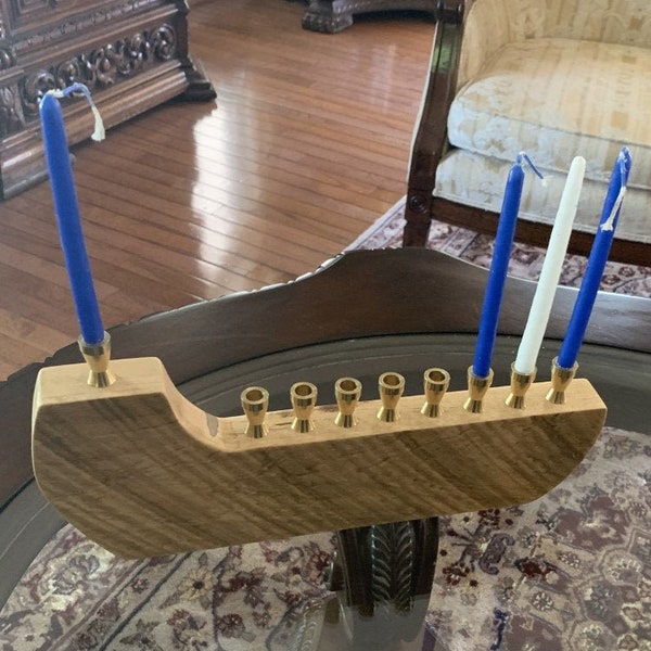 Modern Hard Maple Curved Ship-Style Hanukkah Menorah, Handmade Contemporary Design Minimalist Menorah, Jewish Holiday Table Centerpiece