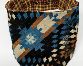 Pet Bandana "Brownsboro"