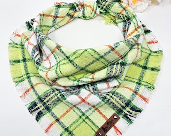Pet Bandana "Pinnacle"