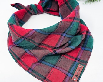Pet Bandana "Winter Cabin"