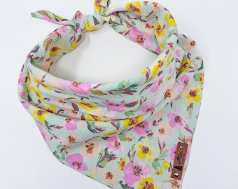 Pet Bandana "Pleasanton" SPRING