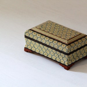 Persian Khatam - Inlaid Wooden MicroMosaic Trinket Box - Premium Quality