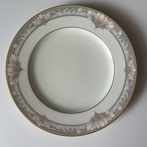 Barrymore by Noritake vintage 8 inch salad plate Replacements bone china