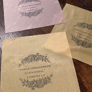 JW Lens Cloths, Pioneer Gifts in Spanish & English