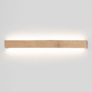 Minimalist Wooden LED Wall Lamp: Handcrafted Oak Ambient Light