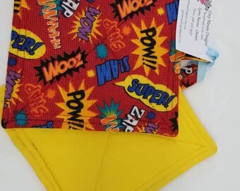 Agarraderas de superhéroe: estilo cómic, cuadradas y acolchadas de 20 cm.