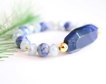 Bracelet en pierre précieuse en agate bleue Chunky, bracelet bleu, bracelet fait à la main, bracelet en pierre naturelle, bracelet perlé, bracelet bleu et blanc